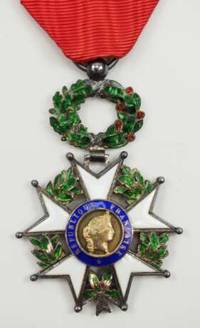 Frankreich: Orden der Ehrenlegion, 10. Modell (1951-1962), Ritterkreuz. - photo 1