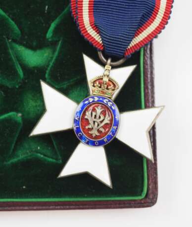 Großbritannien: Königlicher Viktoria Orden, 4. Klasse, im Etui. - photo 2