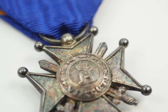 Luxemburg: Herzoglich Nassauischer Militär- und Zivilverdienstorden Adolphs von Nassau, Verdienstkreuz in Silber mit Schwertern. - Foto 2
