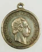 Übersicht. Russland: Medaille für Tapferkeit, Alexander II. in Gold.