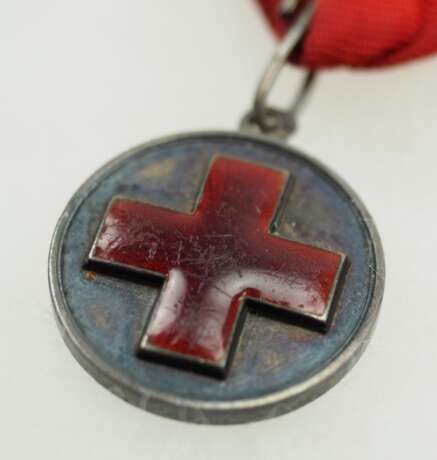 Russland: Rot-Kreuz-Medaille zur Erinnerung an den Russisch-Japanischen Krieg 1904-1905. - photo 2
