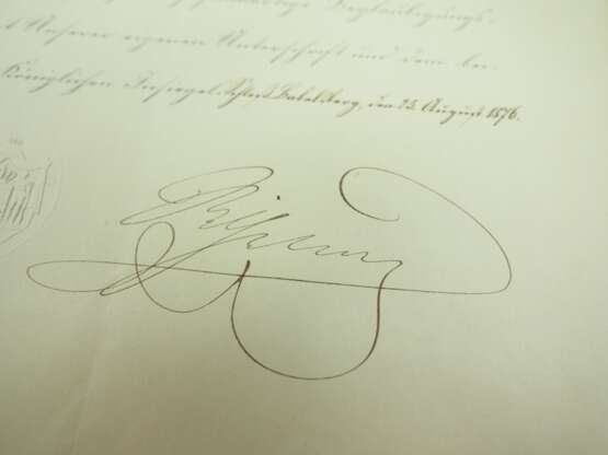 Preussen: Kronenorden, 2. Klasse Urkunde für einen Kammerherrn, Landrat und Rittmeister sowie Rittergutsbesitzers und Schwager von Fürst Otto von Bismarck. - photo 2