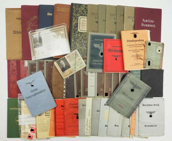 3. Reich: Sammlung Ausweise. - photo 1