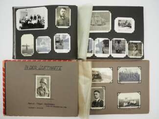 3. Reich: Lot Fotoalben - 2 Exemplare, Luftwaffe und Polizei.