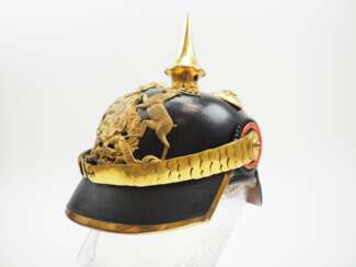 Württemberg: Pickelhaube für Offiziere der Infanterie.