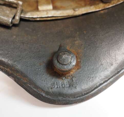 Wehrmacht: Stahlhelm M18 Kavallerie (Ohrenfrei) - Doppelemblem. - Foto 7