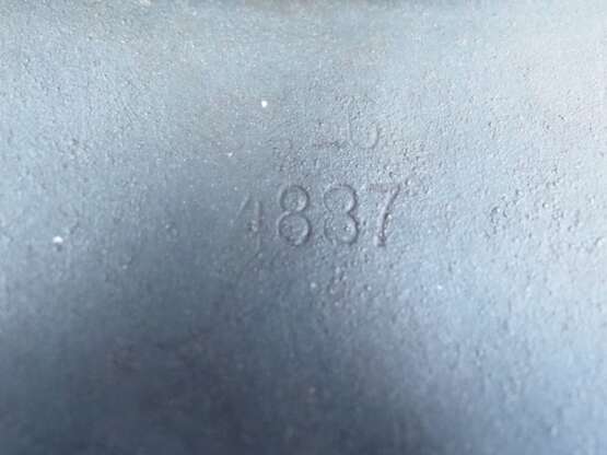 Wehrmacht: Stahlhelm M42 - 1 Emblem. - фото 6