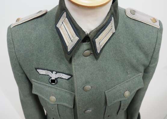 Wehrmacht: Feldbluse für einen Oberleutnant und Krim-Veteranen der Infanterie. - photo 2