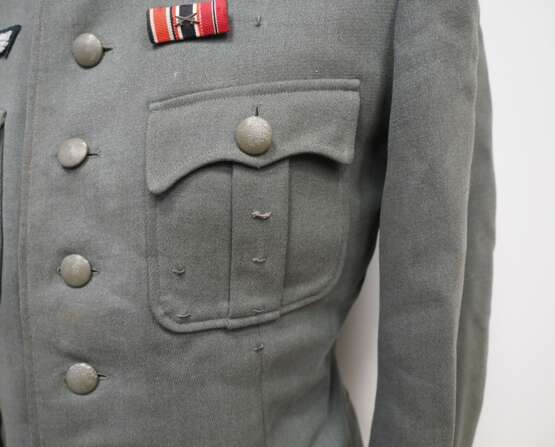 Wehrmacht: Feldbluse für einen Leutnant der Reserve Infanterie. - photo 3