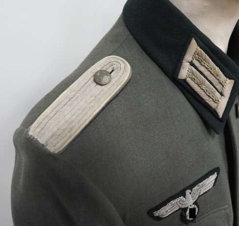Wehrmacht: Feldbluse für einen Leutnant der Reserve Infanterie. - photo 4