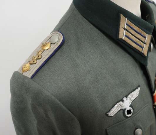 Wehrmacht: Feldbluse für einen Stabsarzt. - photo 3