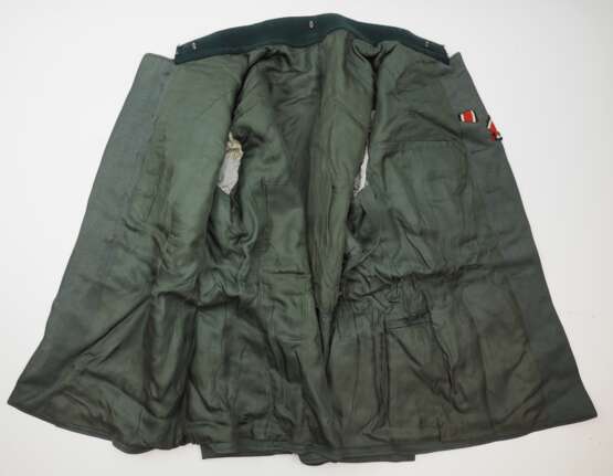 Wehrmacht: Feldbluse für einen Stabsarzt. - photo 5