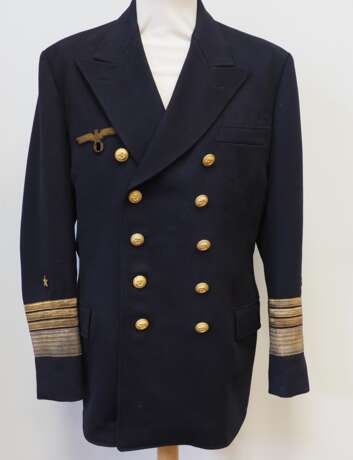 Kriegsmarine: Jackett des Admirals und Flottenchef der Kriegsmarine Günther Lütjens als Konteradmiral. - photo 1