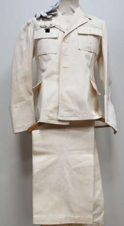 Luftwaffe: Uniform-Ensemble für Offiziere - Sommeruniform. - photo 1