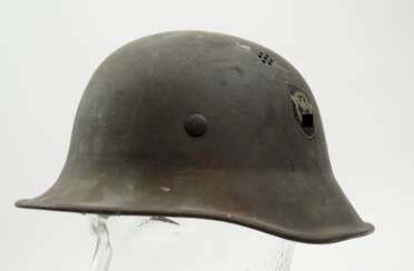 3. Reich: Helm der Feuerlöschpolizei.