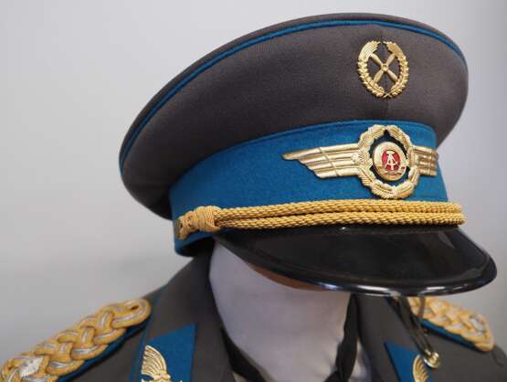 DDR: Uniformensemble eines Generalmajors der Luftstreitkräfte. - фото 6