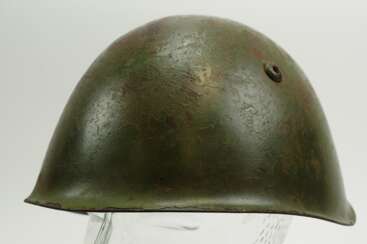 Italien: Stahlhelm M33.