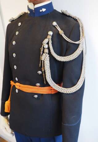 Niederlande: Uniform Figurine eines Artillerie Offiziers. - photo 3