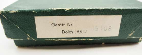DDR: Offiziersdolch mit Gehänge, im Etui. - фото 5
