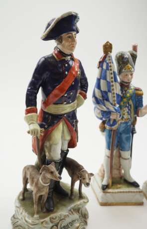 Preussen / Frankreich: Porzellan Figuren - 3 Exemplare. - photo 3