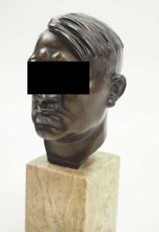 Zoll, W.: Adolf Hitler Bronze Büste. - photo 2