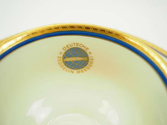 Zeppelin Gedeck 1935-36: Teller und Tasse. - photo 2