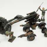 Lineol: Feld- und Flak-Geschütz mit Bedienmannschaft. - photo 3