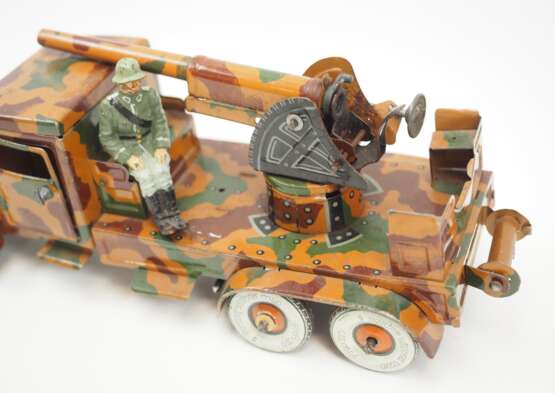 Blech Flak-Kanonen-Wagen. - photo 2