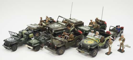 Blechauto US-Army Willys Jeep - 8 Exemplare. - photo 1