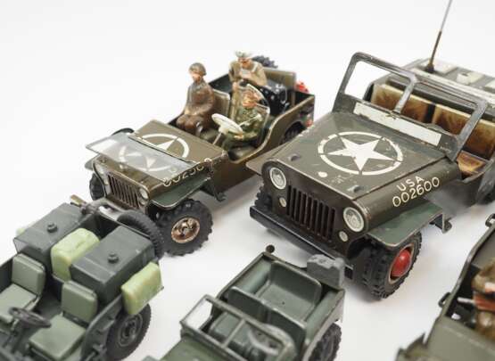 Blechauto US-Army Willys Jeep - 8 Exemplare. - photo 3