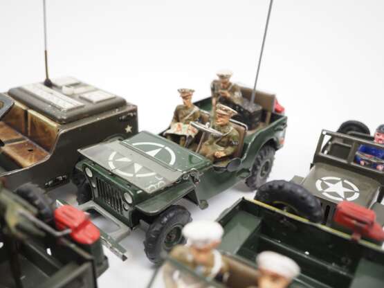 Blechauto US-Army Willys Jeep - 8 Exemplare. - photo 4