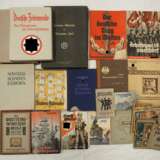 Deutsches Reich: Lot Literatur. - photo 1