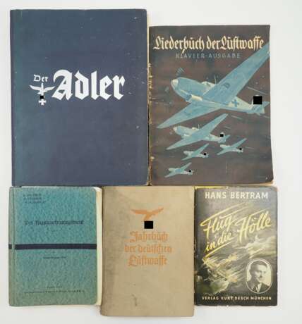 Luftwaffe: Lot Literatur. - photo 1