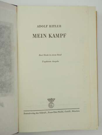 Hitler, Adolf: Mein Kampf - Hochzeitsausgabe - ohne Eintragung. - photo 3