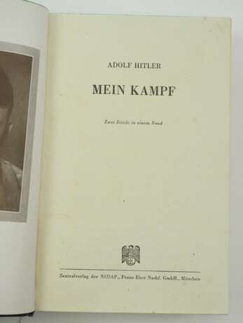 Hitler, Adolf: Mein Kampf - deutsche und französische Ausgabe. - photo 4