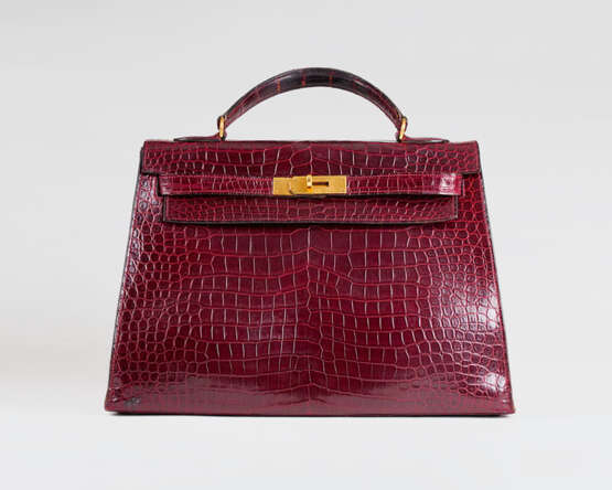 Hermès ''Vintage 'Kelly Bag 32' Bordeaux'' - фото 1