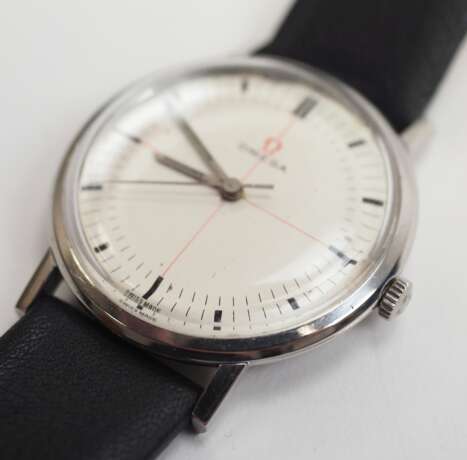 Omega: Handaufzug Armbanduhr 1964 - ref. 131.01. - photo 2