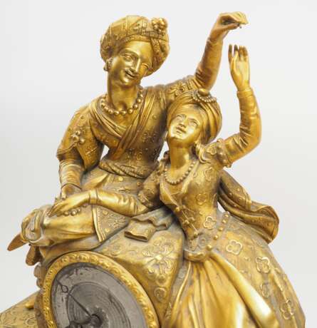 Orientalische Pendule - Frankreich um 1860. - photo 2