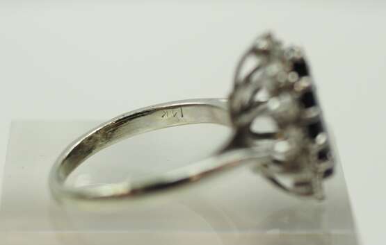 Weißgold Ring mit Saphir und Diamant Besatz. - photo 5