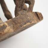 Dogon, Mali: Hocker mit neun Karyatiden. - photo 3