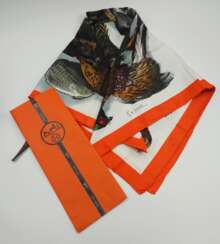 Hermès: Belle Chasse Halstuch, in Originalverpackung.