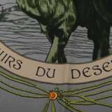 Hermès Seiden Carré "Cuirs du desert" in grau-schwarz-orange, Entw.: Françoise De La Perriere, 2011, gerollter Rand, 90x90cm, kein Schild - Foto 4