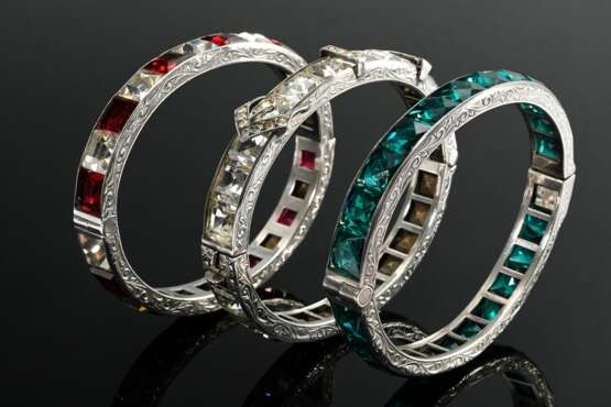 3 Ovale Vintage „Diamonbar Lady Gloria“ Armreife mit Scharnier und bunten Paste Steinen im Quarée Schliff, USA um 1925, Silber 925, innen Ø 6,1x5,2cm, Tragespuren - photo 3