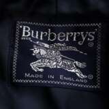 Burberry Trenchcoat, khakifarben mit ausknöpfbarem dunkelblauem Wollfutter, Hornknöpfen und Lederschnallen, Gr.36/38 - photo 4