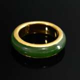Jade Reifring in gehämmerter Gelbgold 750 Schiene, 4,4g, Gr. 52 - photo 2