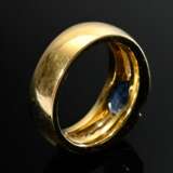 Gelbgold 750 Ring mit oval facettiertem Saphir (ca. 1.90ct) und Brillantcarée Leisten (zus. ca. 0.72ct/VSI/TW), 14,3g, Gr. 55 - Foto 4