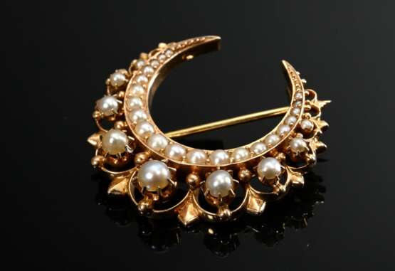 Rotgold 585 Halbmond Nadel mit Flussperlen, um 1880, 5g, Ø 2,7cm - photo 1