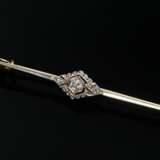 Platinierte Gelbgold 585 Stabnadel mit Diamanten im Alt- und Rosenschliff (zus. ca. 0.12ct/SI-P1/TCR), 2,8g, L. 5,9cm - фото 1