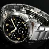 Girard Perregaux Edelstahl "Ferrari" Chronograph, Automatik, Ref. Nr. 8020, TDF 97, LUV Yacco, schwarzes Zifferblatt, Edelstahlarmband, 145g, 45x38mm, L. 18cm, Original Box und Papiere, leichte Tragespuren, gan… - фото 2