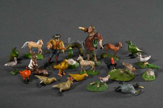 Konvolut diverse Miniatur Tiere und Figuren mit feiner Bemalung, 19.Jh., Holz/Draht, H. 2-4,5cm - photo 2
